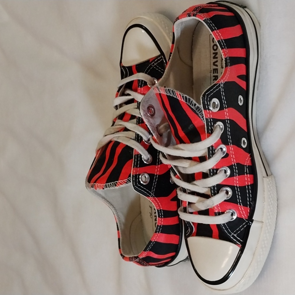 CONVERSE CHUCK TAYLOR 70 ALL STAR OX BLACK/ RACER PINK size 5.5 - Picture 8 of 13